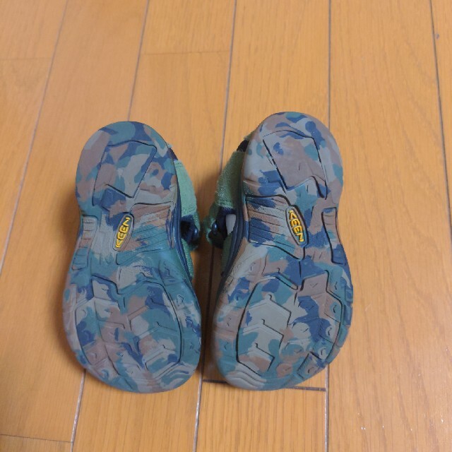 KEEN(キーン)のKEEN　サンダル キッズ/ベビー/マタニティのキッズ靴/シューズ(15cm~)(サンダル)の商品写真