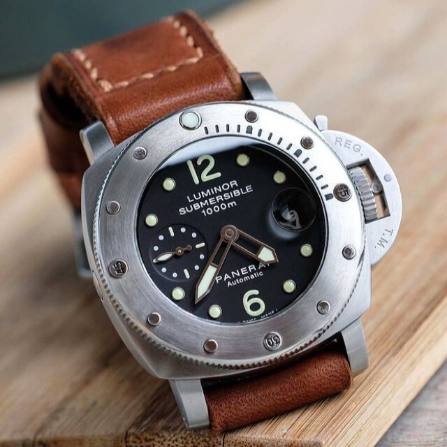 OFFICINE PANERAI(オフィチーネパネライ)のパネライ サブマーシブル pam00243  メンズの時計(腕時計(アナログ))の商品写真