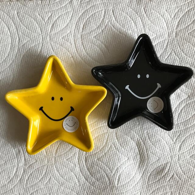 ニコちゃんマーク 星型小物置きの通販 by カズ's shop|ラクマ ニコちゃんマーク 星型小物置きの通販 by カズ's shop|ラクマ