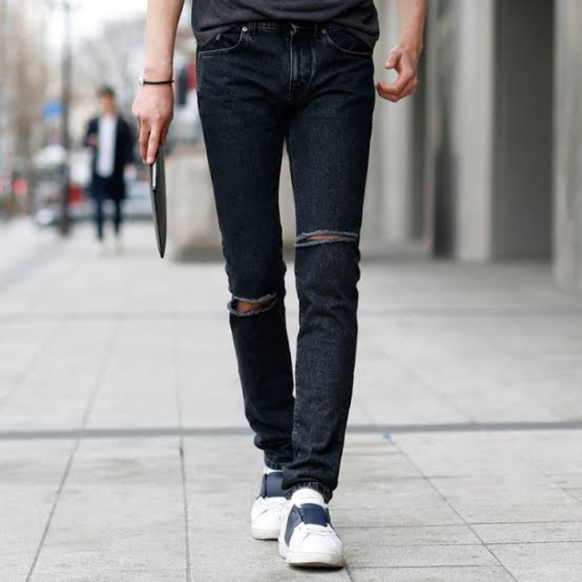 SAINT LAURENT ニークラッシュ ダメージ デニム ジーンズ 26-