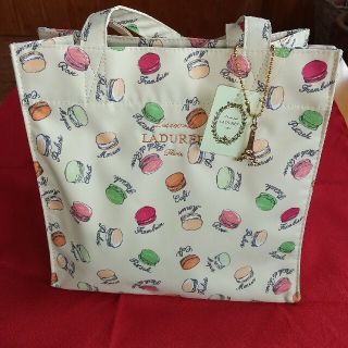 ラデュレ(LADUREE)のLADUREE トートバッグ マカロン柄 新品(トートバッグ)