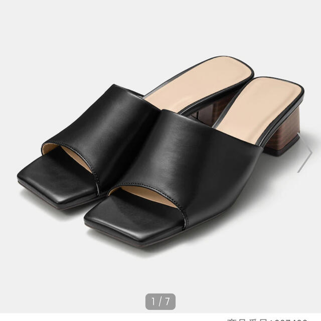GU(ジーユー)のGU  ソフトローヒールミュール　ブラック　sサイズ レディースの靴/シューズ(サンダル)の商品写真