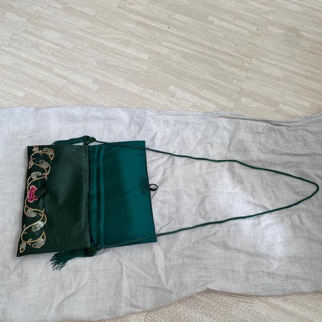 チャイナ　刺繍　ポシェット レディースのバッグ(ショルダーバッグ)の商品写真