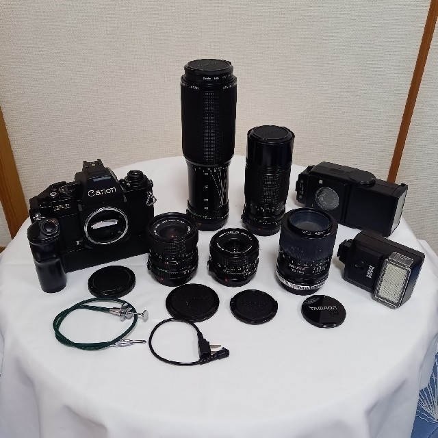 Canon New F1 パワーワインダー付 レンズ5本 カメラ Canon New F1 パワーワインダー付 レンズ5本 カメラ