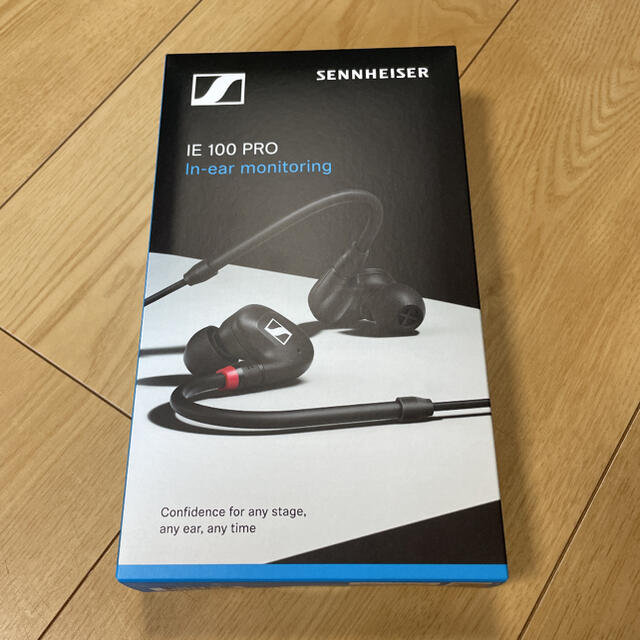 SENNHEISER(ゼンハイザー)のSENNHEISER IE 100 PRO BLACK スマホ/家電/カメラのオーディオ機器(ヘッドフォン/イヤフォン)の商品写真