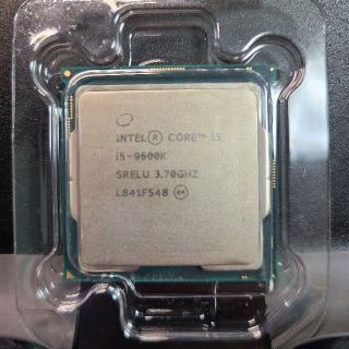 intel core i5 9600k CPU(PCパーツ)