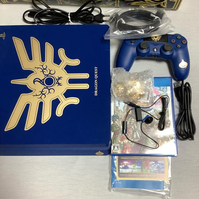 品 美品 PS4本体 ドラゴンクエストロトエディション | www.innoveering.net