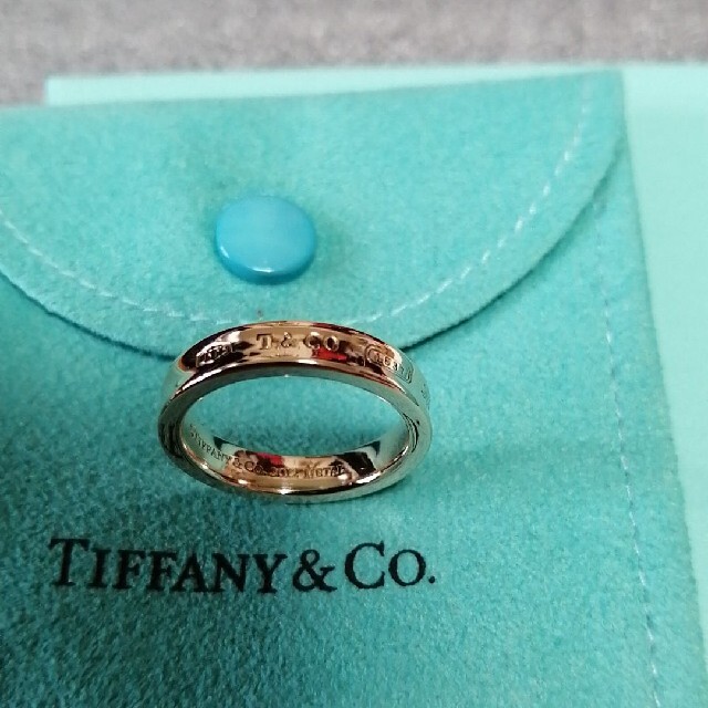 Tiffany & Co.(ティファニー)のティファニーゴールドルベドメタルリング レディースのアクセサリー(リング(指輪))の商品写真