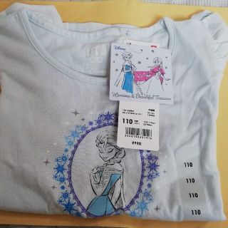 ユニクロ(UNIQLO)のアナと雪の女王　エルサ　110　新品　ライトブルー　UNIQLO　新品　未使用(Tシャツ/カットソー)