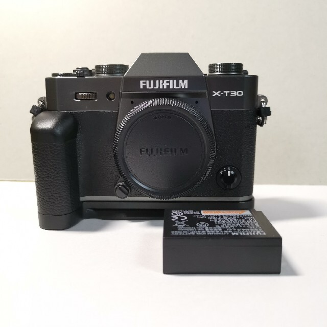 FUJIFILM X-T30ボディ(良品)箱レンズキット、グリップ付