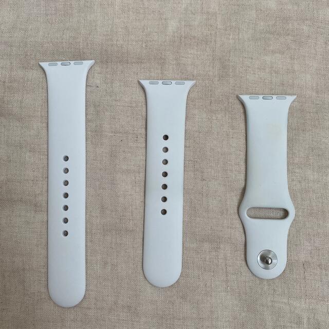 Apple Watch(アップルウォッチ)のapple watch 38MM 純正　スポーツバンド　ホワイト メンズの時計(ラバーベルト)の商品写真