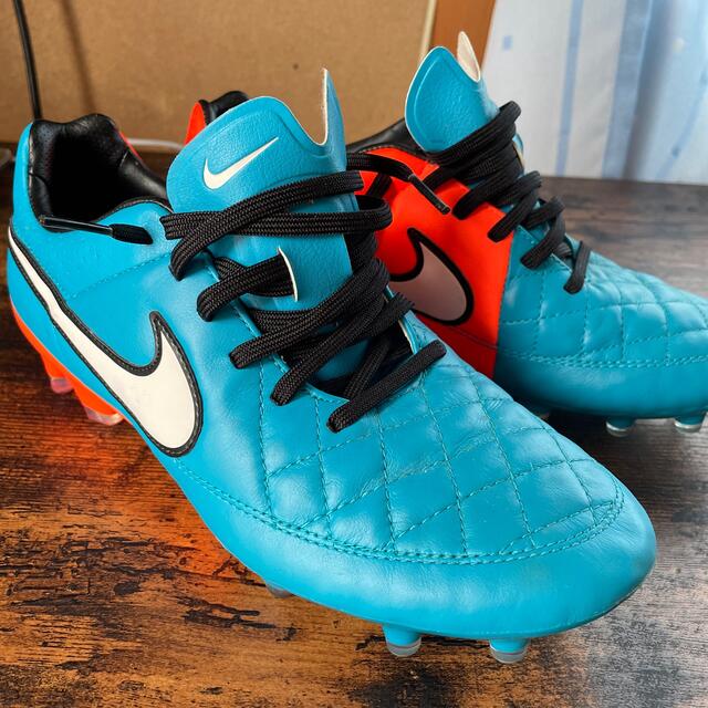 サッカー/フットサルNIKEティエンポ fg 25.5cm TIEMPO