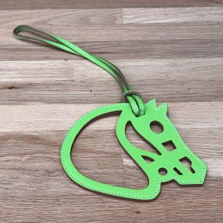 エルメス(HERMES)のみさき様の 新品未使用 エルメス バッグチャーム パドックシュバル 馬 緑(キーホルダー)
