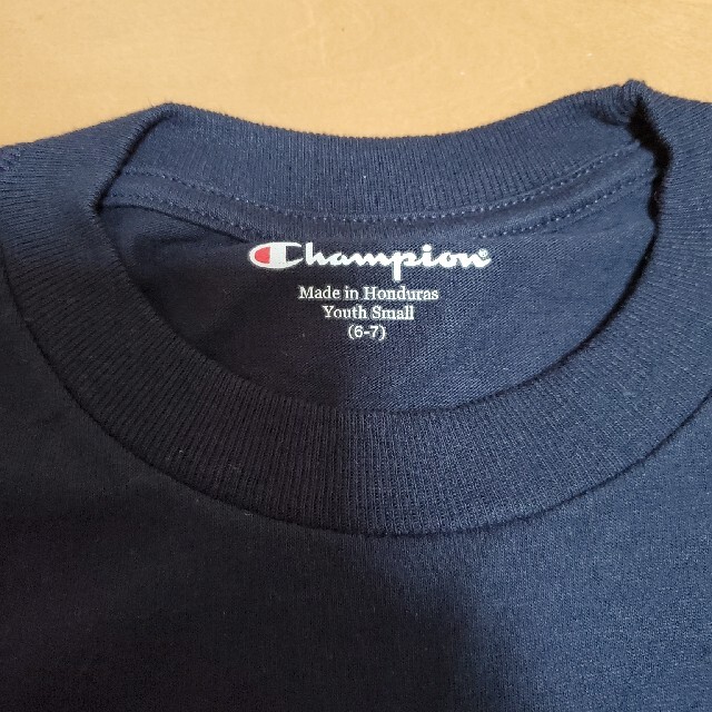 Champion(チャンピオン)のハーバード大学　Ｔシャツ　チャンピョン　キッズ キッズ/ベビー/マタニティのキッズ服男の子用(90cm~)(Tシャツ/カットソー)の商品写真