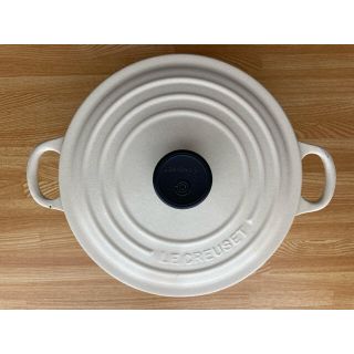 ルクルーゼ(LE CREUSET)のル・クルーゼ　20㎝　オフホワイト(鍋/フライパン)