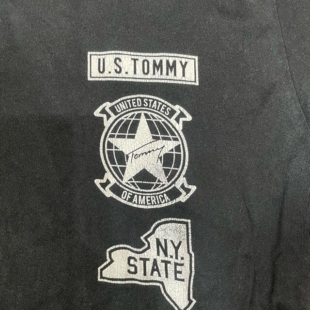 TOMMY(トミー)のトミー　Tシャツ　メンズ　Mサイズ　黒 メンズのトップス(Tシャツ/カットソー(半袖/袖なし))の商品写真