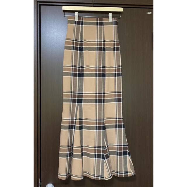 SNIDEL(スナイデル)のSNIDEL ハイウエストタイトヘムフレアチェックスカート レディースのスカート(ロングスカート)の商品写真