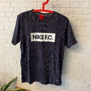 ナイキ(NIKE)のNIKE FC 豹柄Tシャツ✳︎✳︎(Tシャツ/カットソー(半袖/袖なし))