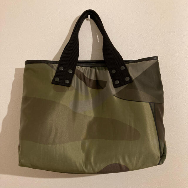 sacai x KAWS Tote  Camo Large