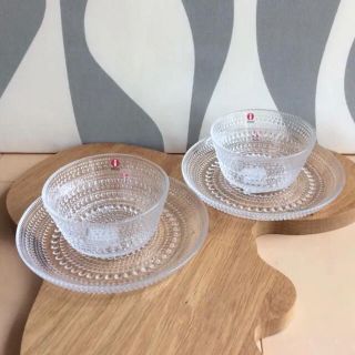 イッタラ(iittala)の新品 4点 イッタラ カステヘルミ ボウル 2個 プレート17㎝ 2枚 クリア(食器)