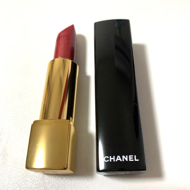 CHANEL(シャネル)のシャネル ルージュアリュール エニグマティック 口紅 コスメ/美容のベースメイク/化粧品(口紅)の商品写真