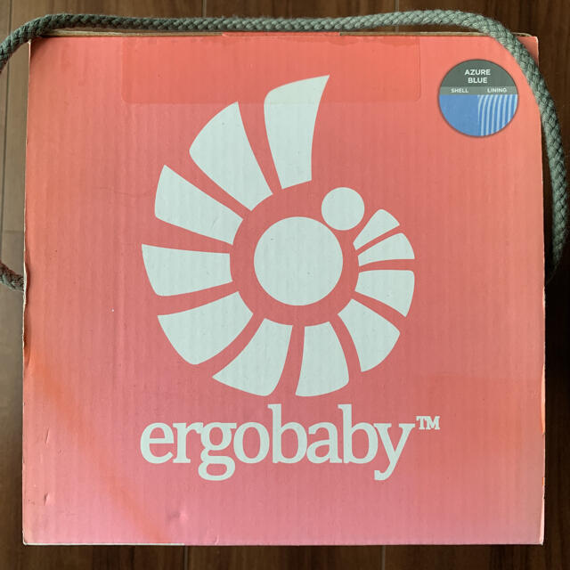 Ergobaby(エルゴベビー)の【新品】ergobaby エルゴベビー 抱っこ紐 アズールブルー キッズ/ベビー/マタニティの外出/移動用品(抱っこひも/おんぶひも)の商品写真