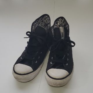 ヴァンズ(VANS)の【値下げ中】【VANS】ハイカットスニーカー　インヒールあり！(スニーカー)