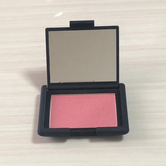 NARS(ナーズ)のNARS ♯4013 チーク コスメ/美容のメイク道具/ケアグッズ(チーク/フェイスブラシ)の商品写真