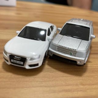 アウディ(AUDI)のミニカー　Audi、ランクル(ミニカー)