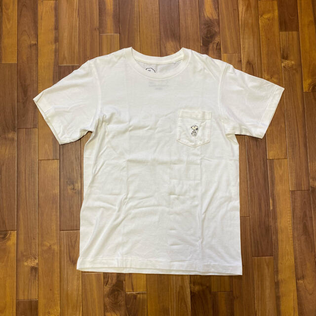 UNIQLO(ユニクロ)のchi様 ユニクロ UT スヌーピーワッペン xs メンズのトップス(Tシャツ/カットソー(半袖/袖なし))の商品写真