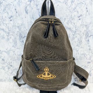 ヴィヴィアンウエストウッド(Vivienne Westwood)のヴィヴィアンウエストウッド リュック／バックパック カーキ(リュック/バックパック)