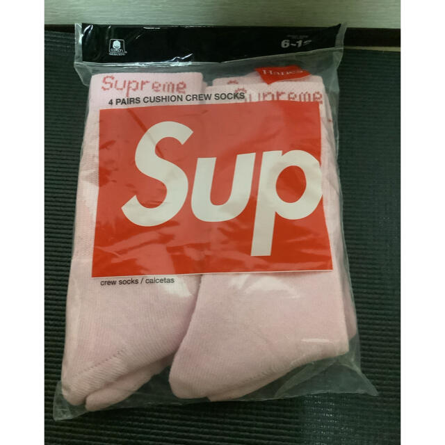 Supreme Hanes Crew Socks (4Pack) Pink