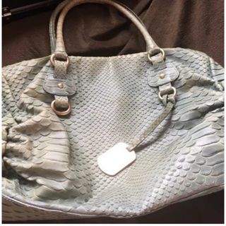 フルラ(FURLA)の♡フルラ FURLA バッグ 正規品 希少色♡(ハンドバッグ)