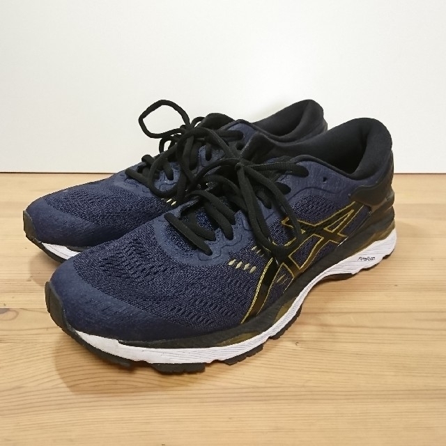 asics(アシックス)のアシックス ゲルカヤノ GEL-KAYANO 24(27.0㎝) スポーツ/アウトドアのランニング(シューズ)の商品写真