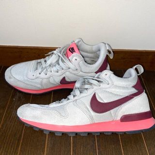 ナイキ(NIKE)のNIKE  スニーカー   24.5(スニーカー)