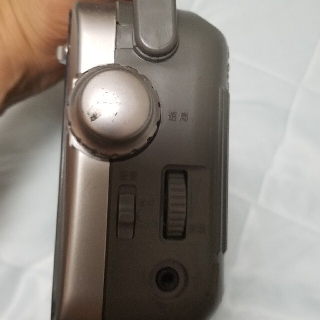 Panasonic(パナソニック)の【注意:ジャンク品出品】パナソニック ワイドFM対応 AM・FMラジオ RF-2 スマホ/家電/カメラのオーディオ機器(ラジオ)の商品写真