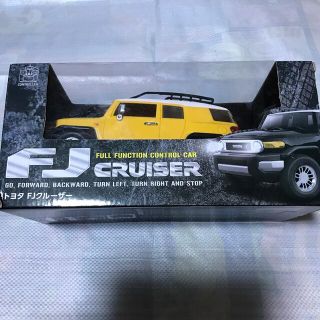 ラジコン　トヨタ　FJクルーザー　イエロー(ホビーラジコン)