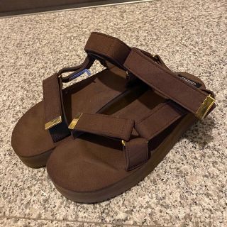 アパルトモンドゥーズィエムクラス(L'Appartement DEUXIEME CLASSE)のL'Appartement SUICOKE Strap Sandal(サンダル)