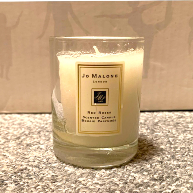 Jo Malone(ジョーマローン)のジョーマローン レッドローズ トラベル キャンドル 60g  コスメ/美容のリラクゼーション(キャンドル)の商品写真