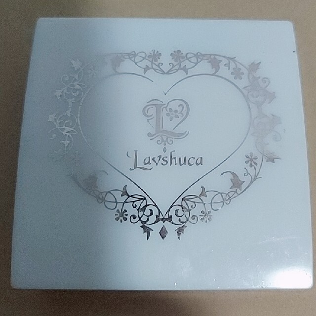 Lavshuca(ラヴーシュカ)のラヴーシュカチーク コスメ/美容のベースメイク/化粧品(チーク)の商品写真