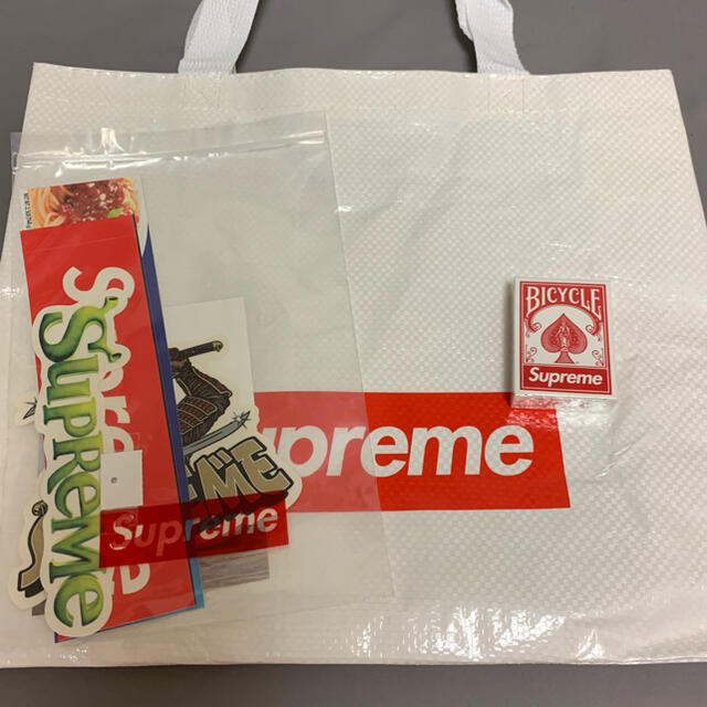 夏期間限定☆メーカー価格より68%OFF!☆ supreme 21FW ノベルティ