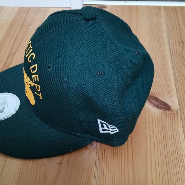 NEW ERA(ニューエラー)の【早い者勝ち値引きUSED美品】NEW ERA × XLARGE グリーン メンズの帽子(キャップ)の商品写真