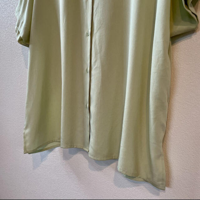 UNIQLO(ユニクロ)のユニクロ レーヨンブラウス レディースのトップス(シャツ/ブラウス(半袖/袖なし))の商品写真