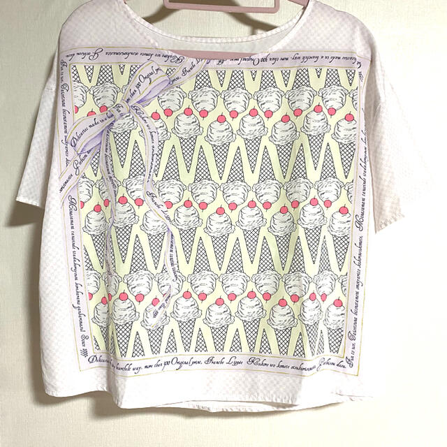franche lippee(フランシュリッペ)のフランシュリッペ　アイスクリーム　スカーフTシャツ レディースのトップス(Tシャツ(半袖/袖なし))の商品写真