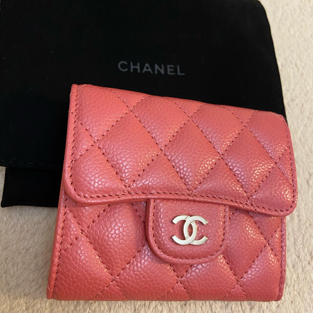 シャネル CHANEL マトラッセ 希少 ピンク キャビアスキン 折り財布