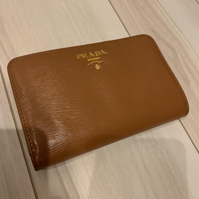 PRADA☆二つ折り財布 1