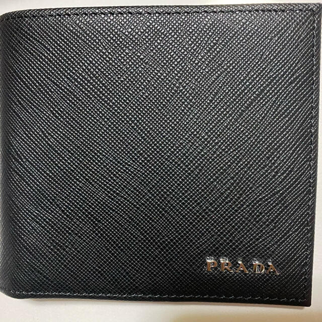 PRADA 二つ折り　財布　黒