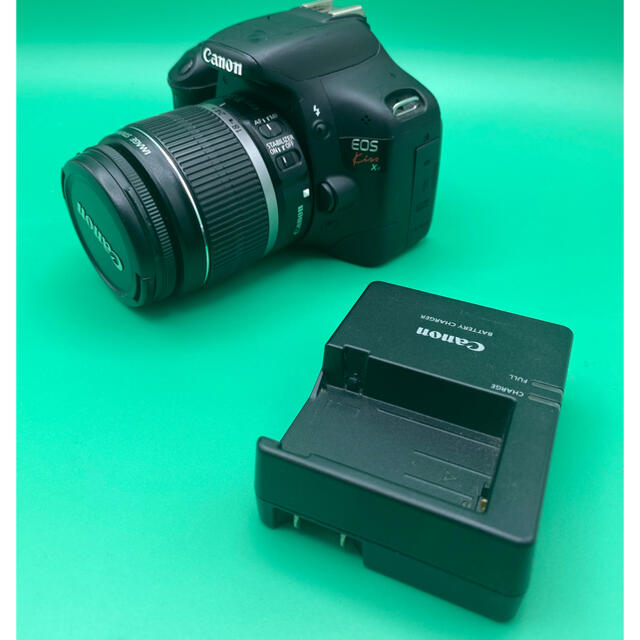 Canon Canon EOS Kiss X4 ＤＳＬＲカメラ の通販 by ムニ's shop｜キヤノンならラクマ - 中古 良い品 定番限定品