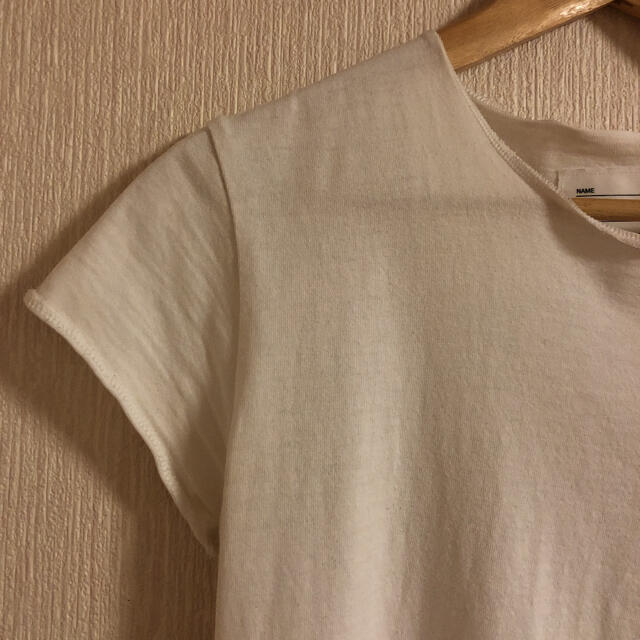 ila(アイラ)のSALE！アイラ　ドクロプリントTシャツ　XS   白T レディースのトップス(Tシャツ(半袖/袖なし))の商品写真