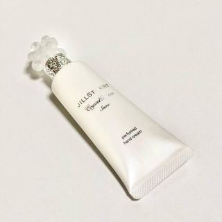 ジルスチュアート(JILLSTUART)のジルスチュアート クリスタルブルーム スノー パフュームド ハンドクリーム(ハンドクリーム)